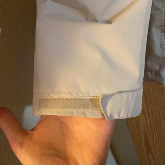 Gray & White Jacket - The North Face - Picture 7 of 16